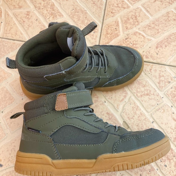 H&M Other - H&M trainer boots for young boys